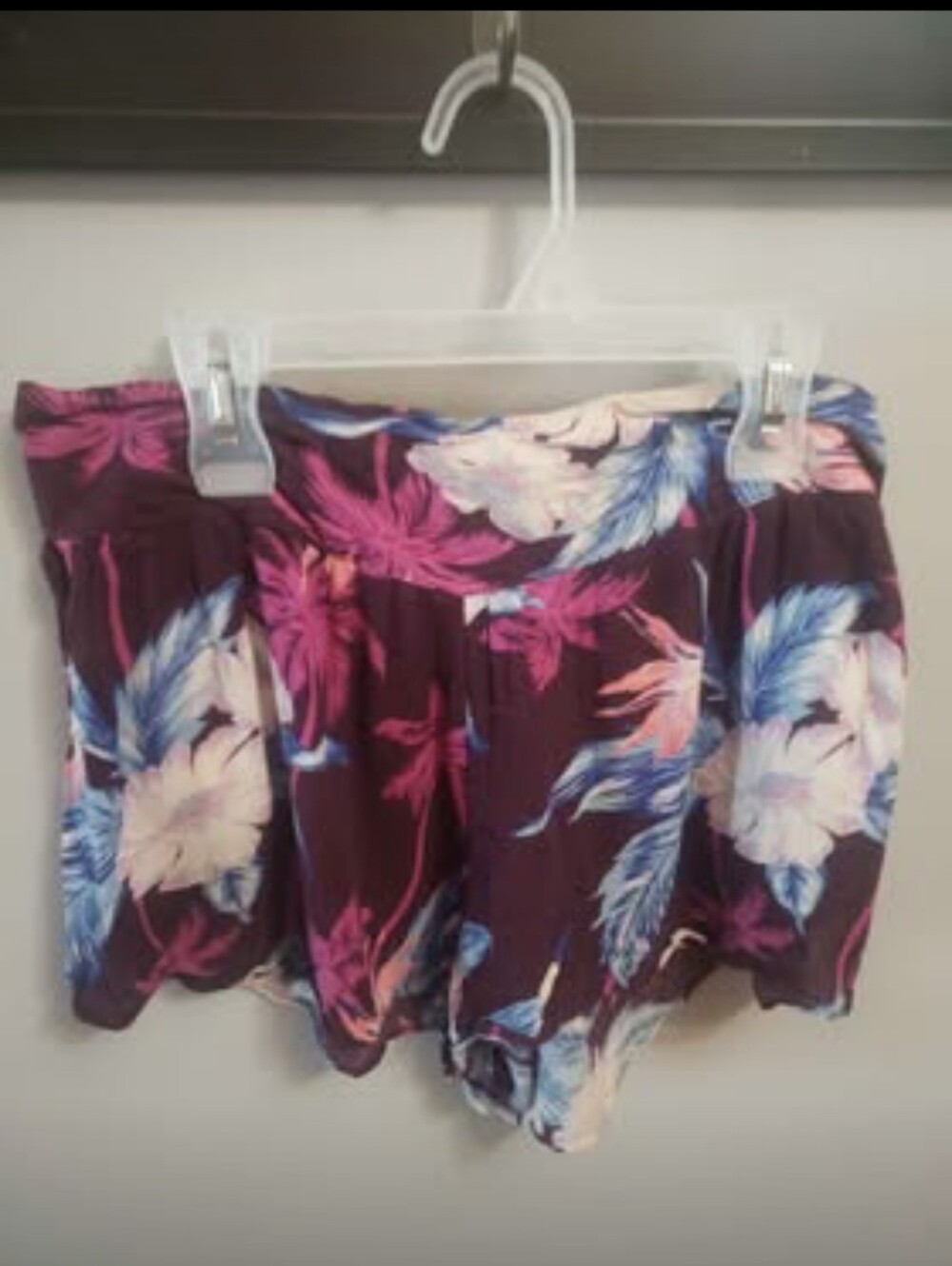 American Eagle Outfitters Floral Maroon and Pink Women’s Shorts